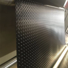 Дорожка резиновая в рулонах 