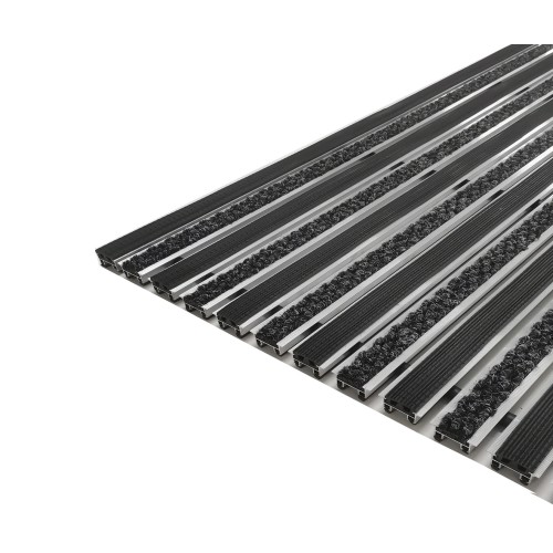 Алюминиевый профиль решётка. Вставка: резина в Екатеринбург — Uralhoz.ru