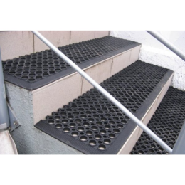 проступь на ступени резиновая 25 x 75 см. высота 16 мм.